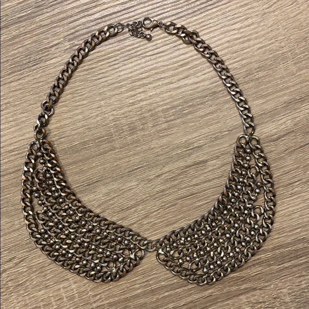 Collar necklace